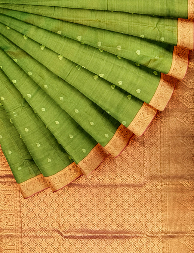 Pure Kanchipuram Silk 9 Yards Madisar Saree - Elegant Small Border & Rich Pallu