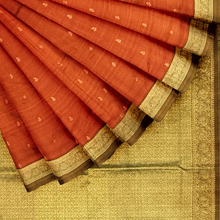 Pure Kanchipuram Silk 9 Yards Madisar Saree - Elegant Small Border & Rich Pallu