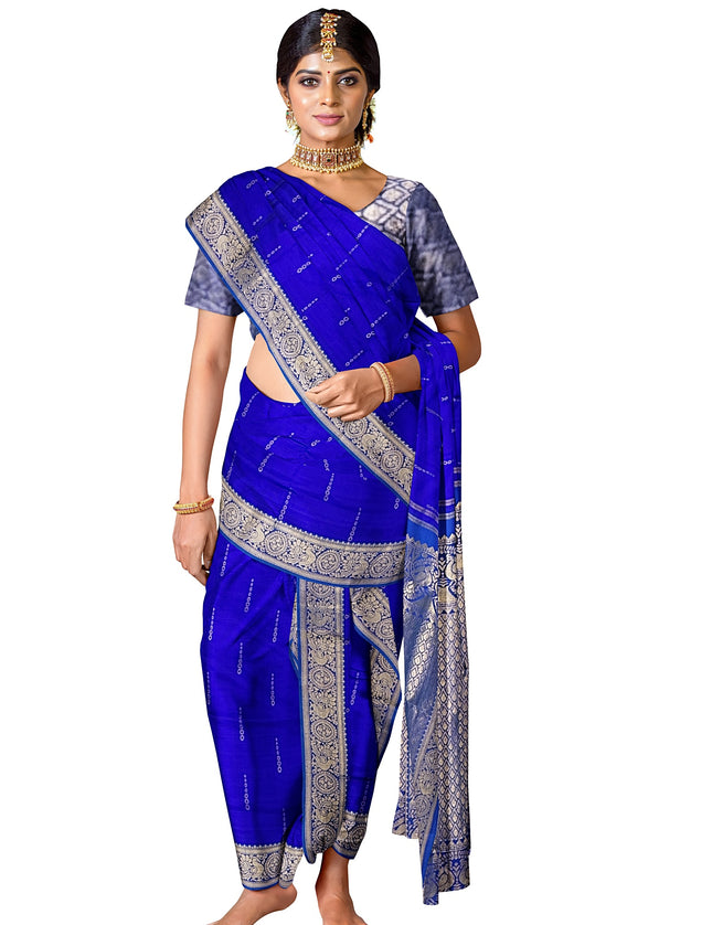 Pure Kanchipuram Silk 9 Yards Madisar Saree - Elegant Small Border & Rich Pallu