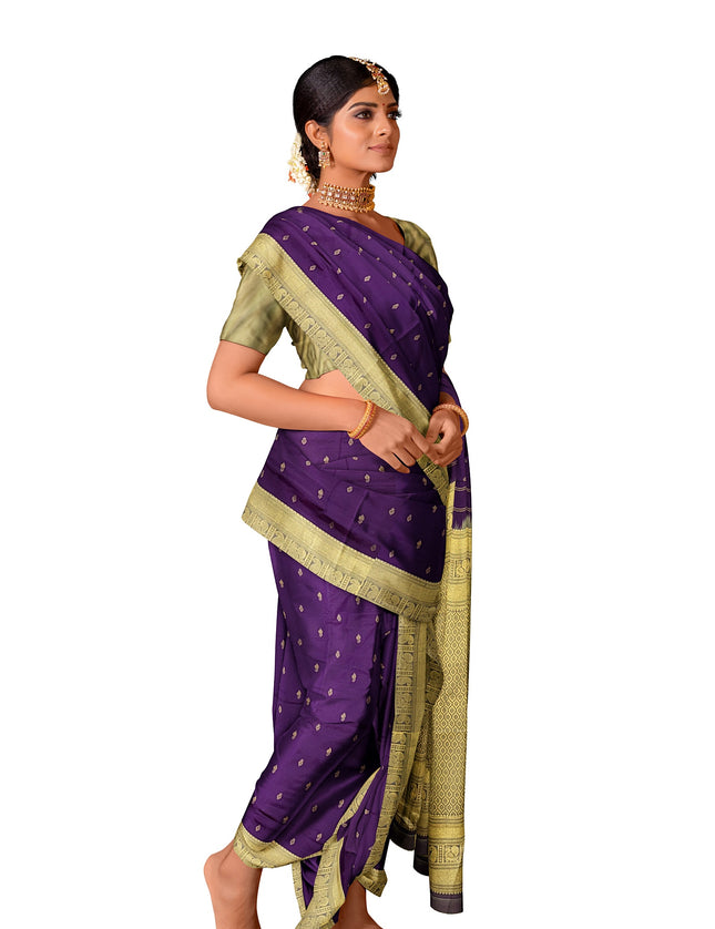 Pure Kanchipuram Silk 9 Yards Madisar Saree - Elegant Small Border & Rich Pallu