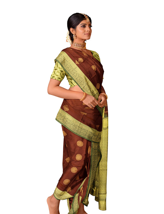 Pure Kanchipuram Silk 9 Yards Madisar Saree - Elegant Small Border & Rich Pallu