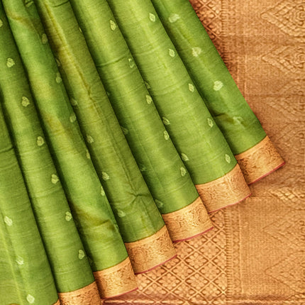 Pure Kanchipuram Silk 9 Yards Madisar Saree - Elegant Small Border & Rich Pallu