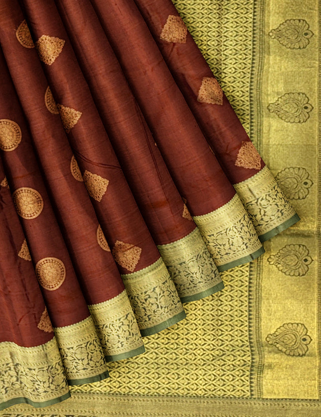 Pure Kanchipuram Silk 9 Yards Madisar Saree - Elegant Small Border & Rich Pallu