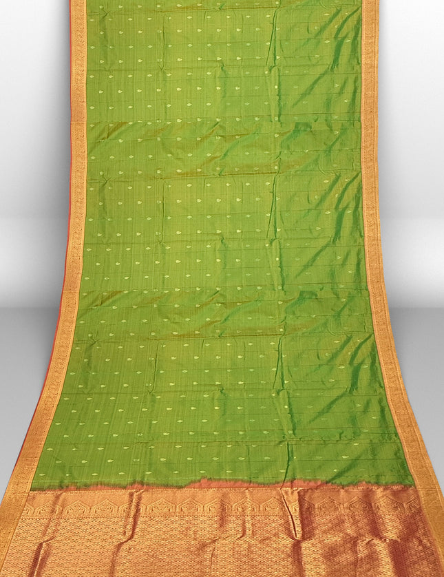 Pure Kanchipuram Silk 9 Yards Madisar Saree - Elegant Small Border & Rich Pallu