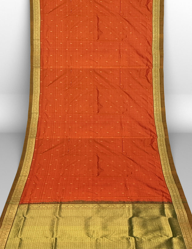 Pure Kanchipuram Silk 9 Yards Madisar Saree - Elegant Small Border & Rich Pallu