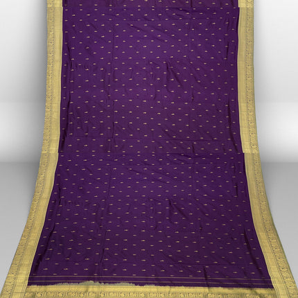 Pure Kanchipuram Silk 9 Yards Madisar Saree - Elegant Small Border & Rich Pallu