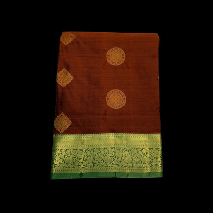 Pure Kanchipuram Silk 9 Yards Madisar Saree - Elegant Small Border & Rich Pallu