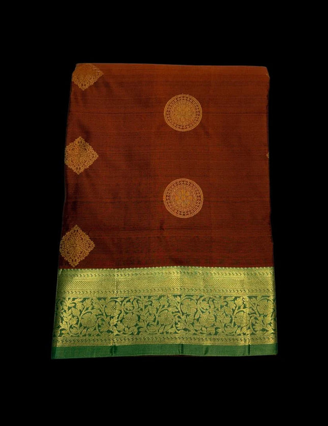Pure Kanchipuram Silk 9 Yards Madisar Saree - Elegant Small Border & Rich Pallu