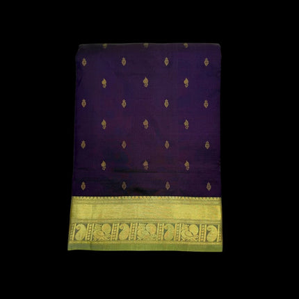 Pure Kanchipuram Silk 9 Yards Madisar Saree - Elegant Small Border & Rich Pallu
