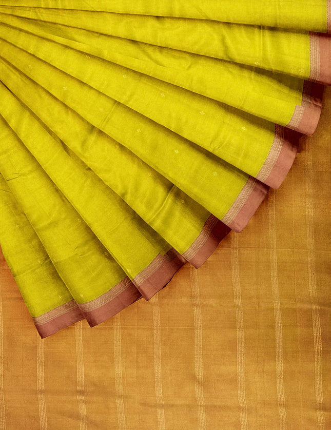 Pure Kanchipuram Silk 9 Yards Madisar Saree - Pottu Butta Design with Small Border