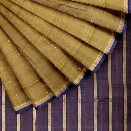 Pure Kanchipuram Silk 9 Yards Madisar Saree - Pottu Butta Design with Small Border
