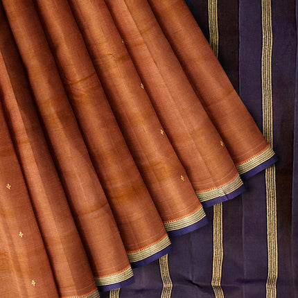 Pure Kanchipuram Silk 9 Yards Madisar Saree - Pottu Butta Design with Small Border