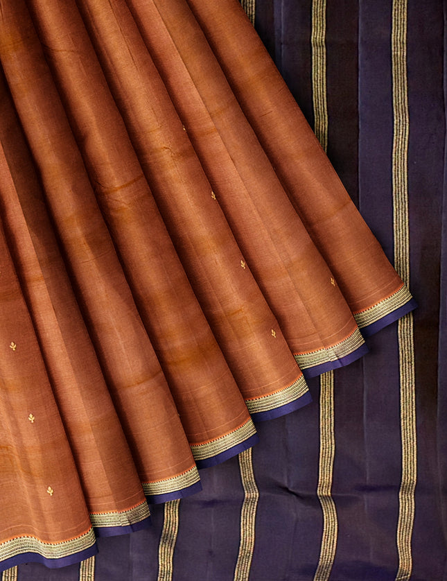 Pure Kanchipuram Silk 9 Yards Madisar Saree - Pottu Butta Design with Small Border