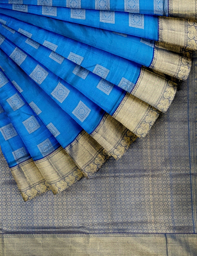 Pure Kanchipuram Silk 9 Yards Madisar Saree - Traditional Big Border & Rich Pallu