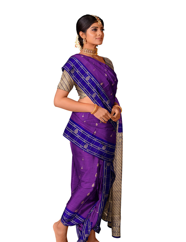 Pure Kanchipuram Silk 9 Yards Madisar Saree - Traditional Big Border & Rich Pallu