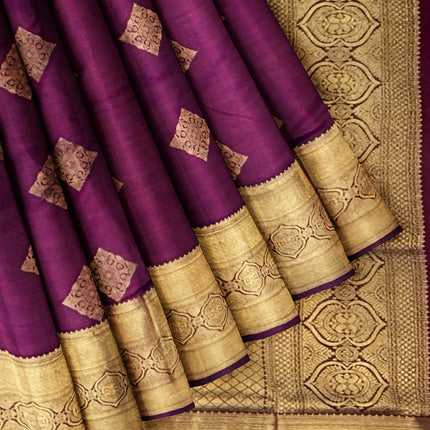 Pure Kanchipuram Silk 9 Yards Madisar Saree - Traditional Big Border & Rich Pallu